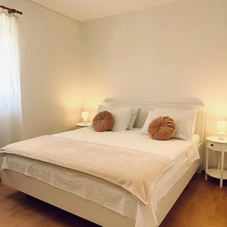 Pina Hvar